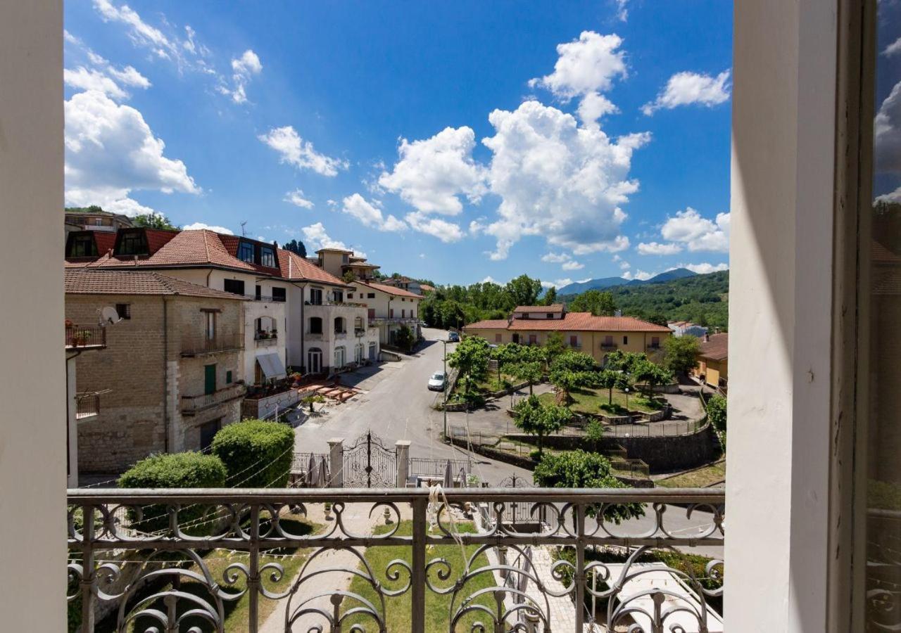 Palazzo Vittoli - Irpinia Apartment Castelfranci Luaran gambar