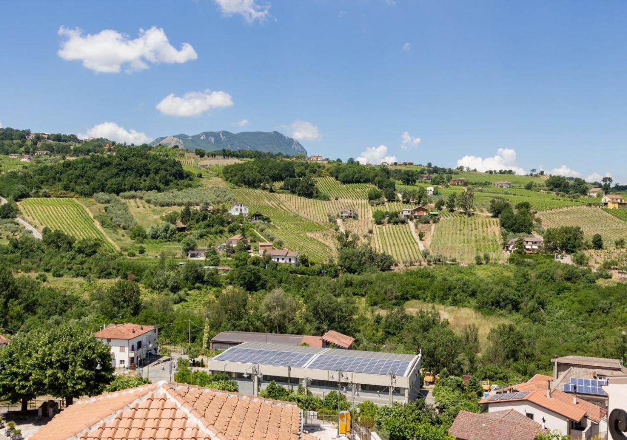 Palazzo Vittoli - Irpinia Apartment Castelfranci Luaran gambar